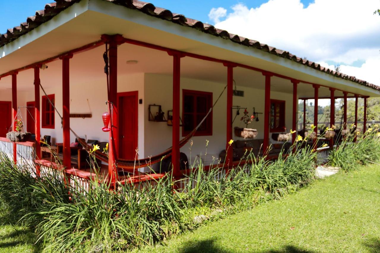 La Cabana Ecohotel - Valle Del Cocora Саленто Экстерьер фото